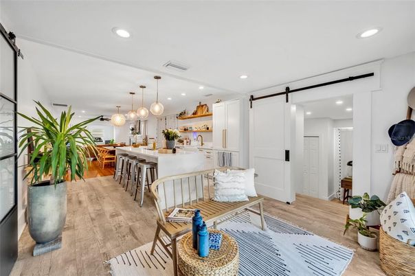 Dining room, Interior, Kitchen, Pendant Lights, Recessed Lighting, Wood Texture Flooring