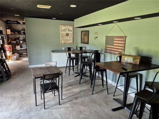 Dining room, Interior, Recessed Lighting