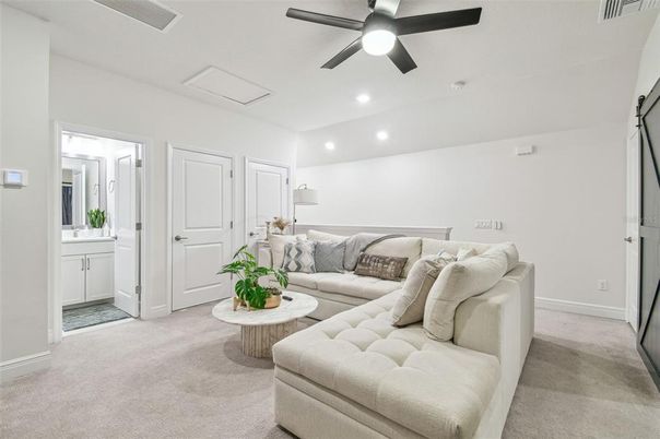 Bathroom, Interior, Living room, Recessed Lighting