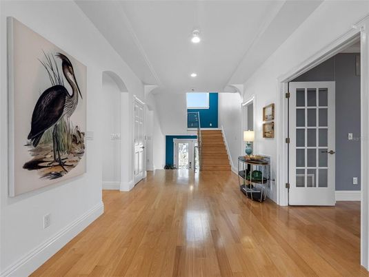 Interior, Recessed Lighting, Wood Texture Flooring