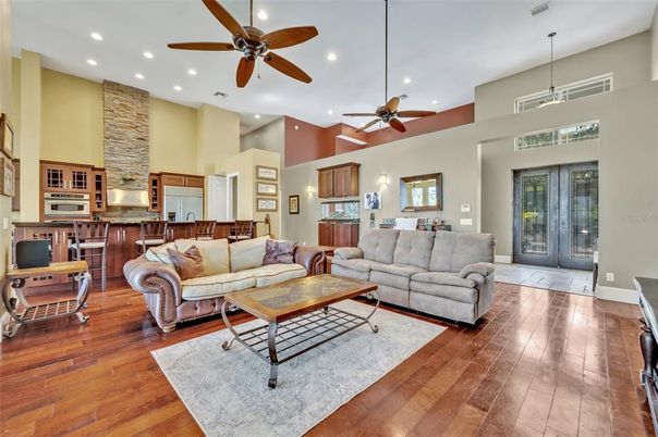 Interior, Living room, Pendant Lights, Recessed Lighting, Stone Walls, Wood Texture Flooring