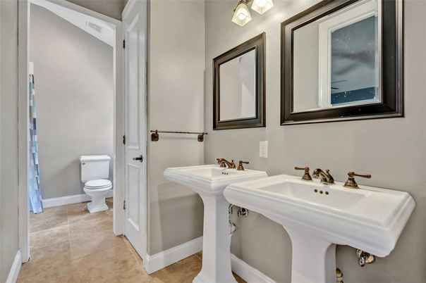 Bathroom, Interior