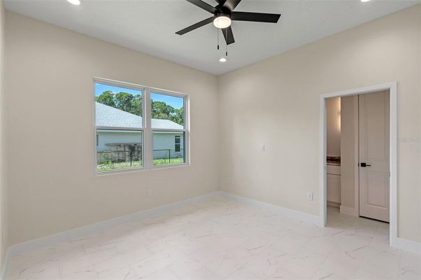 Empty room, Interior, Marble, Recessed Lighting