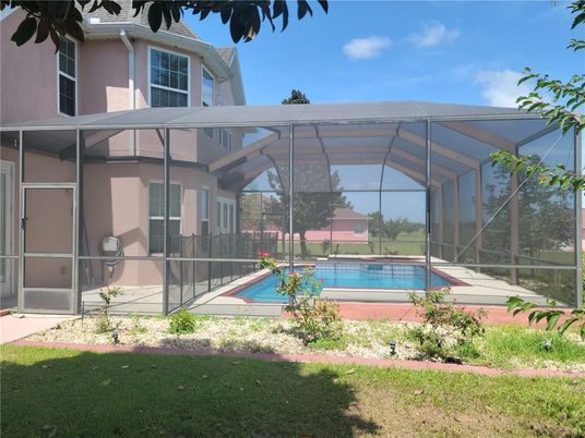 Exterior, Pool
