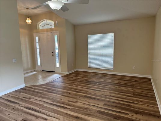 Empty room, Interior, Pendant Lights, Wood Texture Flooring