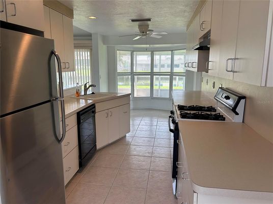 Interior, Kitchen, Recessed Lighting