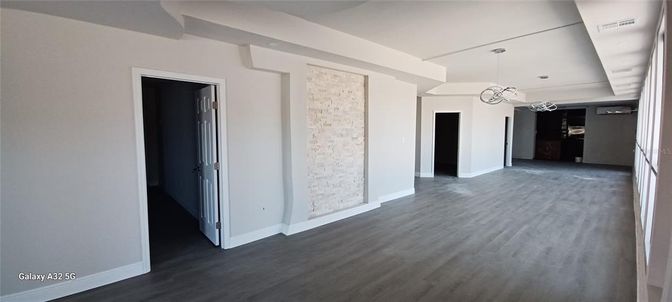 Empty room, Interior, Pendant Lights, Wood Texture Flooring