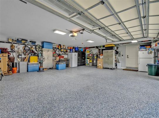 Garage, Interior