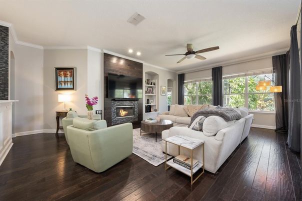Fireplace, Interior, Living room, Pendant Lights, Recessed Lighting, Wood Texture Flooring