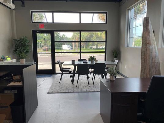Dining room, Interior