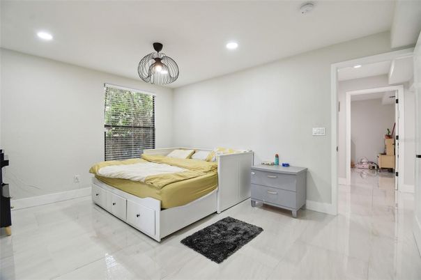Bedroom, Interior, Pendant Lights, Recessed Lighting