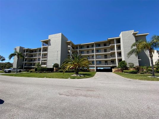 Exterior, Facade, Condo Building