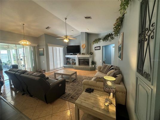 Fireplace, Interior, Living room, Pendant Lights, Recessed Lighting
