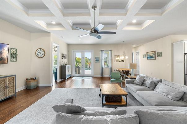 Dining room, Interior, Living room, Pendant Lights, Recessed Lighting, Wood Texture Flooring