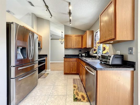 Interior, Kitchen, Pendant Lights, Stainless Steel Appliances