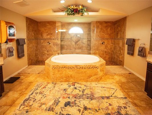 Bathroom, Interior, Recessed Lighting