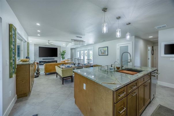 Interior, Kitchen, Living room, Pendant Lights, Recessed Lighting