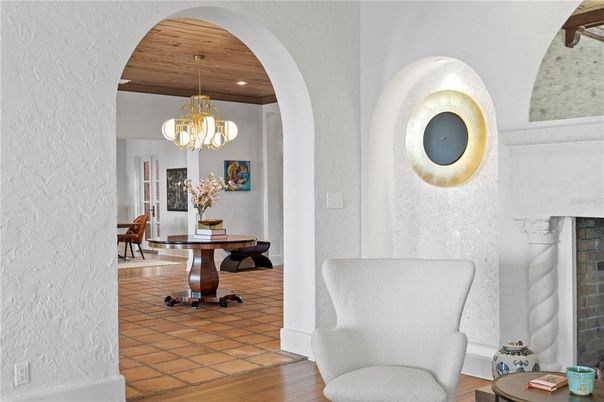 Chandelier, Interior, Recessed Lighting, Wooden Ceilings, Wood Texture Flooring