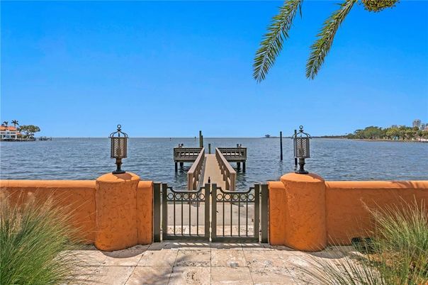 Exterior, Water