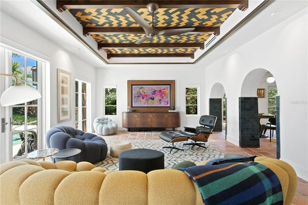 Fireplace, Interior, Living room