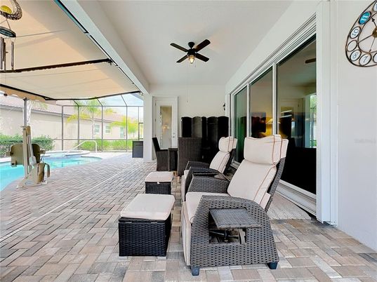 Interior, Pool, Sun Room