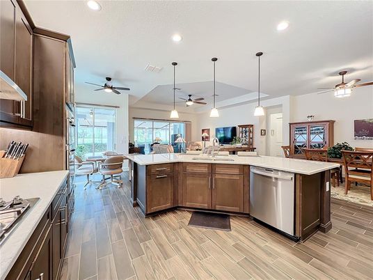 Dining room, Interior, Kitchen, Pendant Lights, Recessed Lighting, Wood Texture Flooring