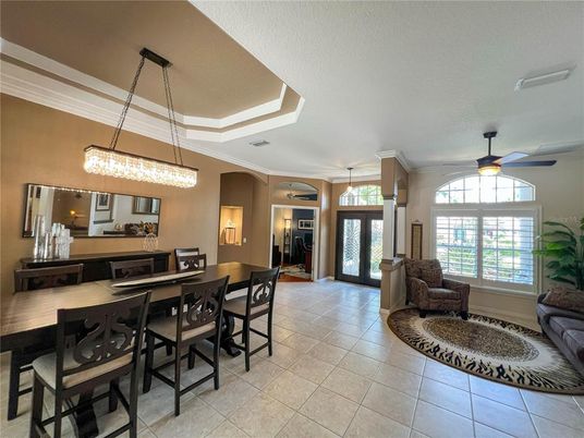 Chandelier, Dining room, Interior, Pendant Lights