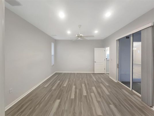 Empty room, Interior, Recessed Lighting, Wood Texture Flooring