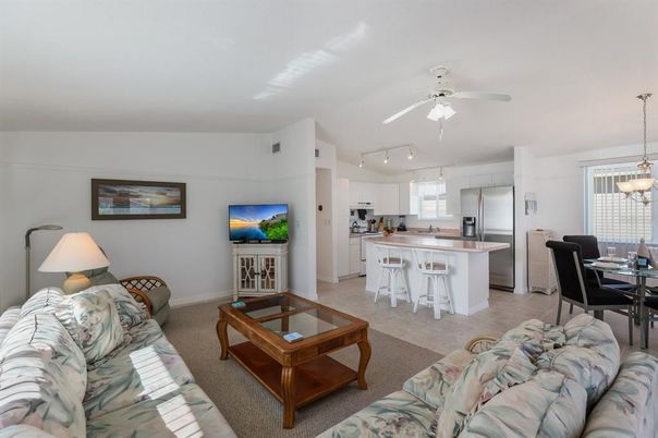 Dining room, Interior, Kitchen, Living room, Pendant Lights, Stainless Steel Appliances