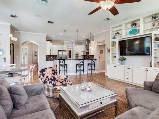 Dining room, Interior, Kitchen, Living room, Pendant Lights, Recessed Lighting, Stainless Steel Appliances, Wood Texture Flooring