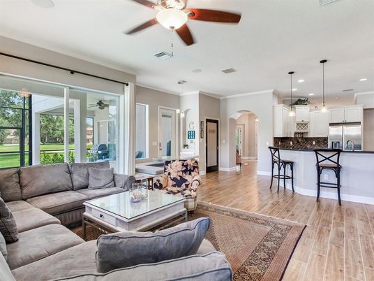 Interior, Kitchen, Living room, Pendant Lights, Recessed Lighting, Stainless Steel Appliances, Wood Texture Flooring