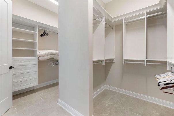Interior, Walk-in Closets