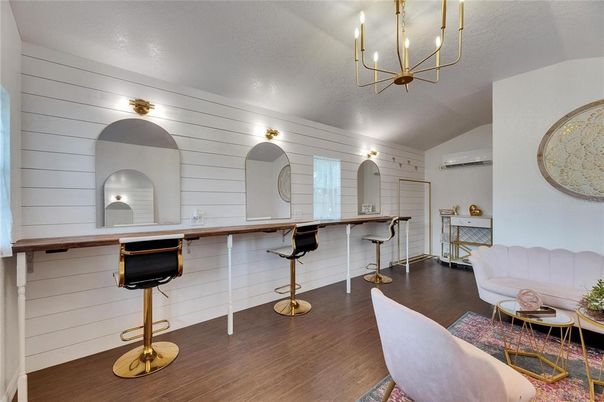 Chandelier, Interior, Wood Texture Flooring
