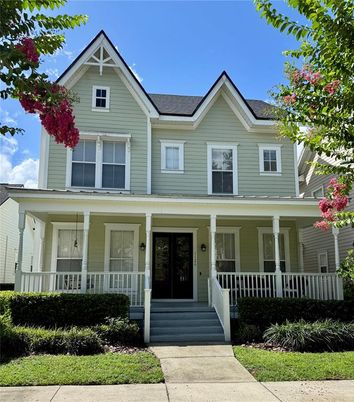 Exterior, Facade, Farmhouse