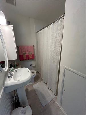 Bathroom, Interior