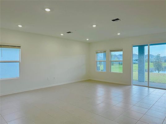 Empty room, Interior, Recessed Lighting