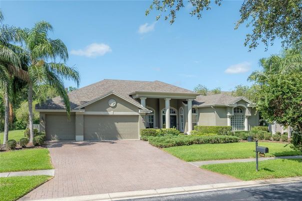 Attached, Exterior, Facade, Ranch