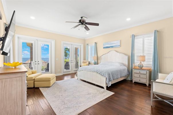 Bedroom, Interior, Recessed Lighting, Water, Wood Texture Flooring