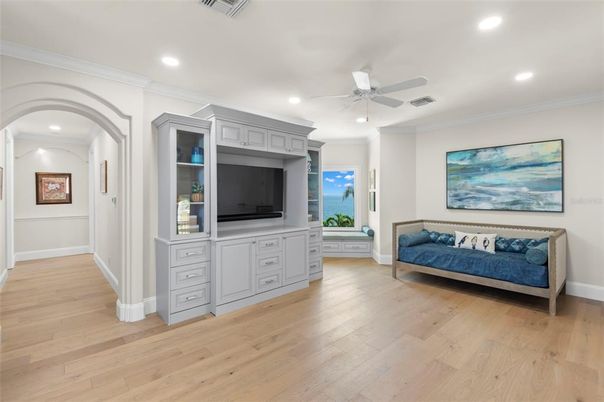 Interior, Recessed Lighting, Water, Wood Texture Flooring