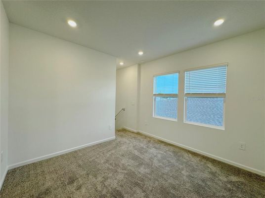 Empty room, Interior, Recessed Lighting