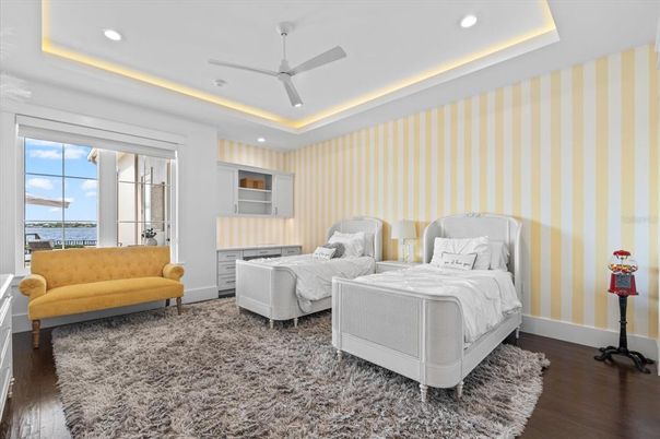 Bedroom, Interior, Recessed Lighting, Water, Wood Texture Flooring