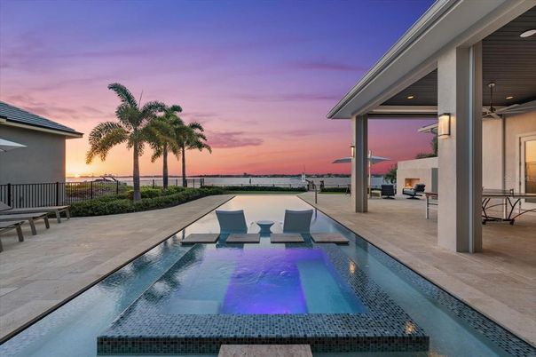 Exterior, Pool, Water
