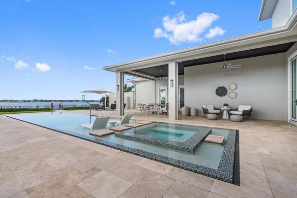 Exterior, Pool, Water