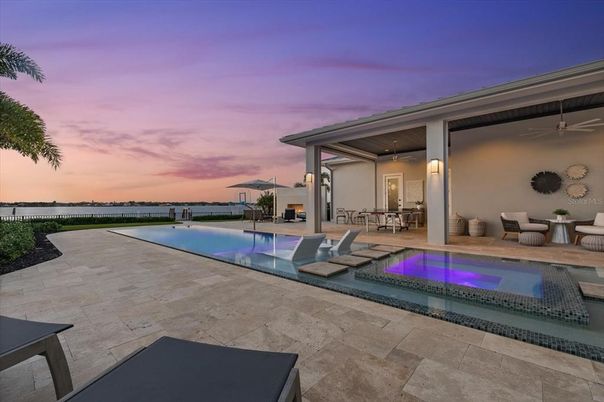 Exterior, Pool, Water