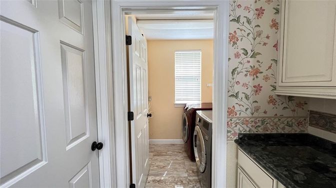 Interior, Washer