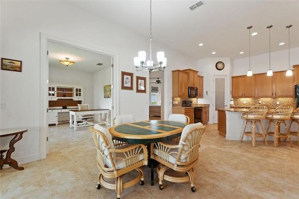 Chandelier, Dining room, Interior, Kitchen, Pendant Lights, Recessed Lighting