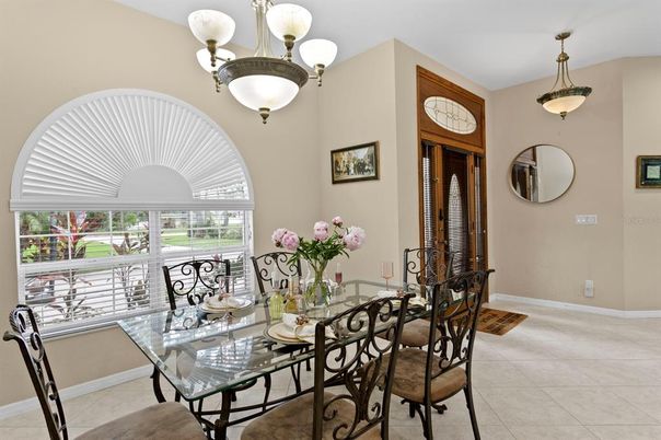 Dining room, Interior, Pendant Lights