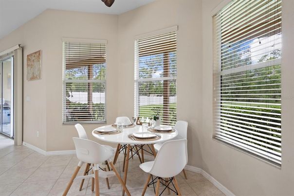 Dining room, Interior