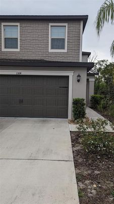 Attached, Exterior, Facade, Modern