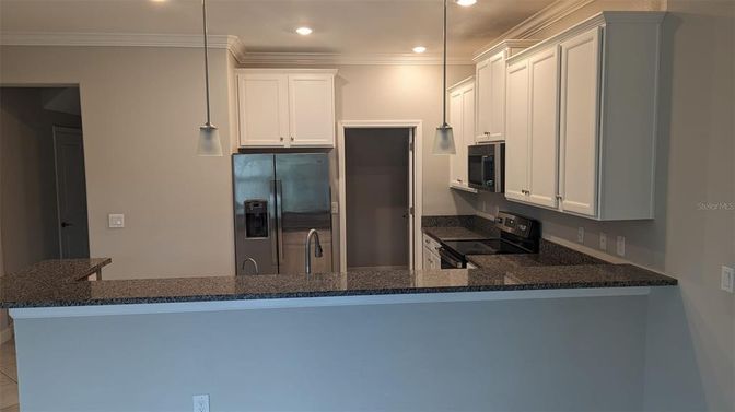 Interior, Kitchen, Pendant Lights, Recessed Lighting